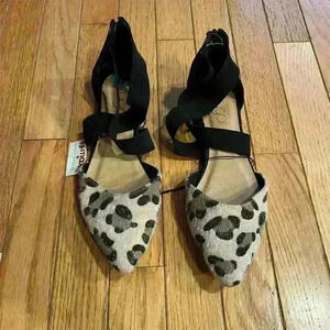 Women's Leopard Print Ankle Strap Flats Size 8 Multicolor